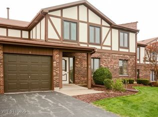 9811 Creek Rd #B1, Palos Park, IL 60464
