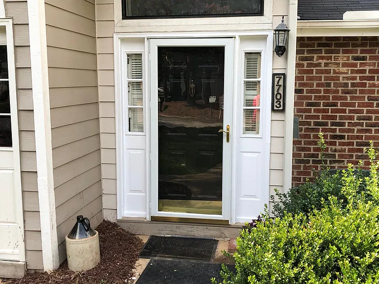 7703 Falcon Rest Cir #7703 — Photo 1