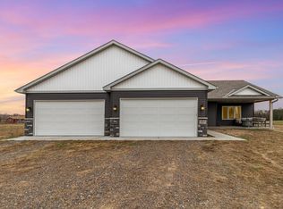 6643 16th St, Princeton, MN 55371