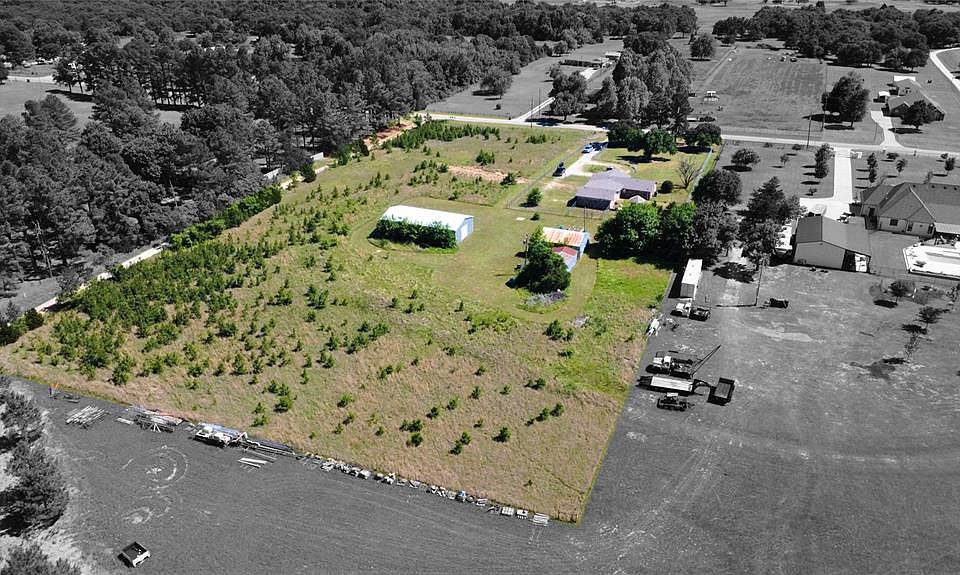 1st image of 34304 Lake Rd