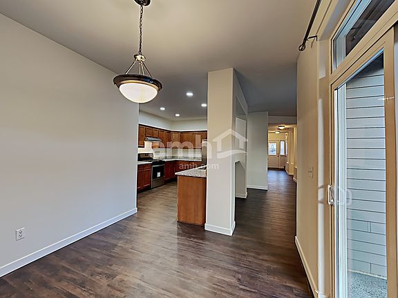 5th image of 18518 97th Avenue Ct E