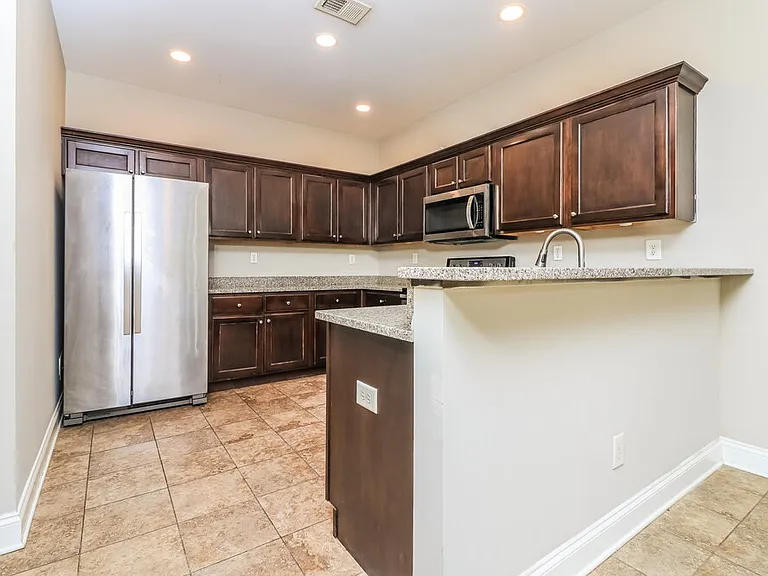 49 Celtic Ct — Photo 11