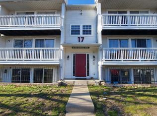 185 Kenwood Dr, Sicklerville, NJ 08081