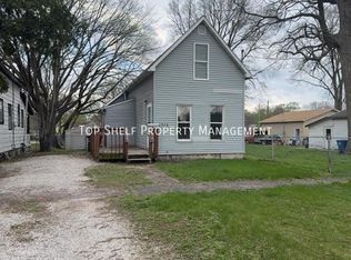 1713 Lyon St, Des Moines, IA 50316