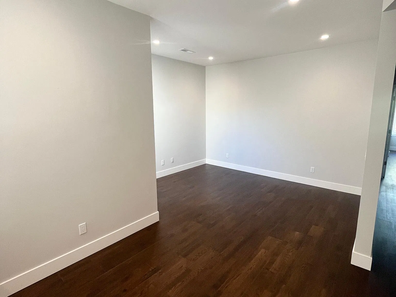 2 bed, $5,100 — Photo 3