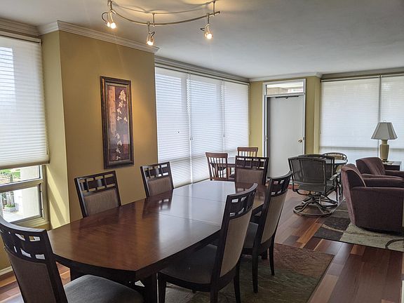 4th image of 4501 Lindell Blvd APT 4A