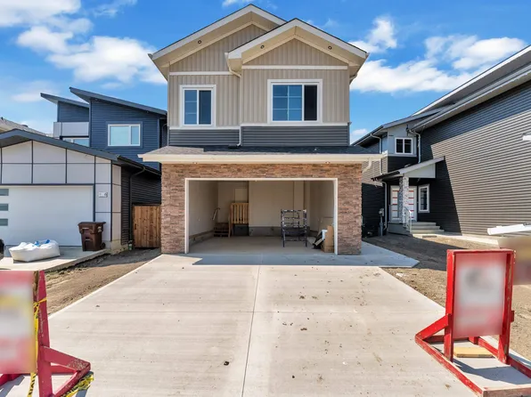 8 Eldridge Point, Saint Albert, AB T8N 8C3