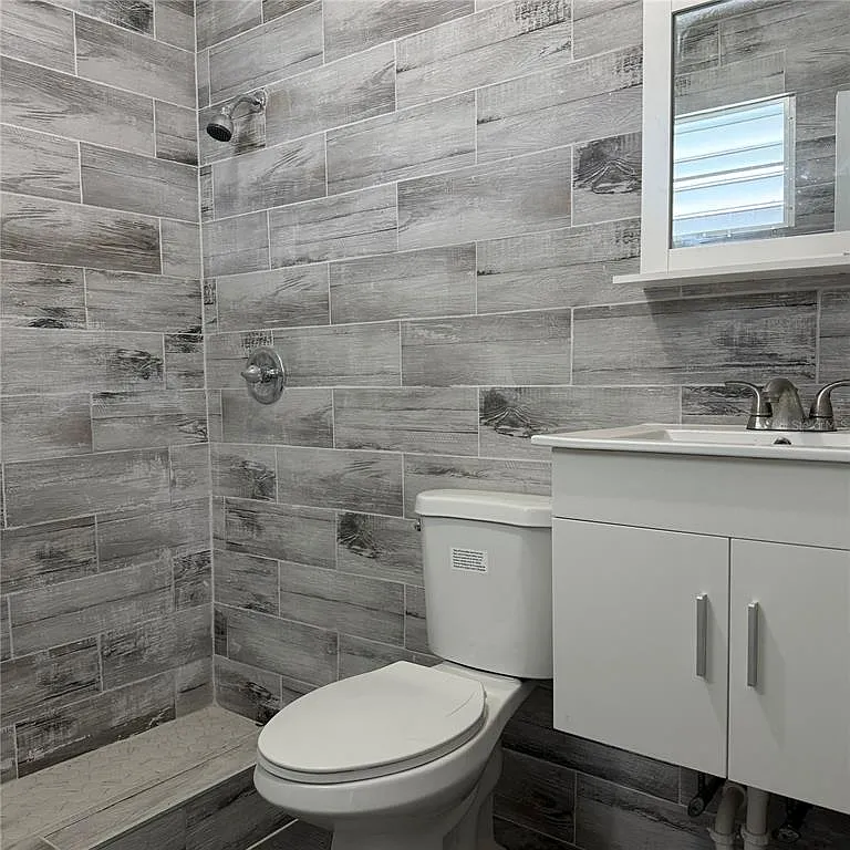 1 bed, 1.0 bath, 400 sqft, $700 — Photo 4