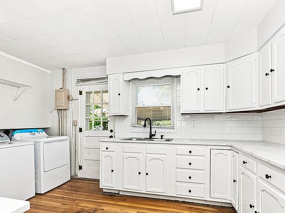 5th image of 1011 Mount Joy St #1011