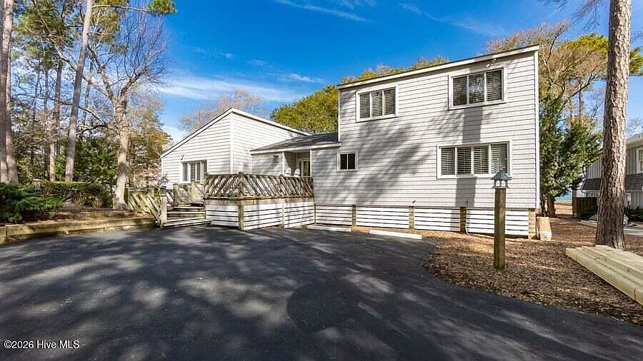 1st image of 246 Oakleaf Drive