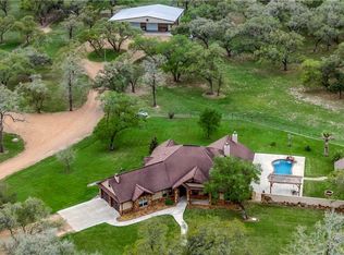 237 County Road 415, Yoakum, TX 77995