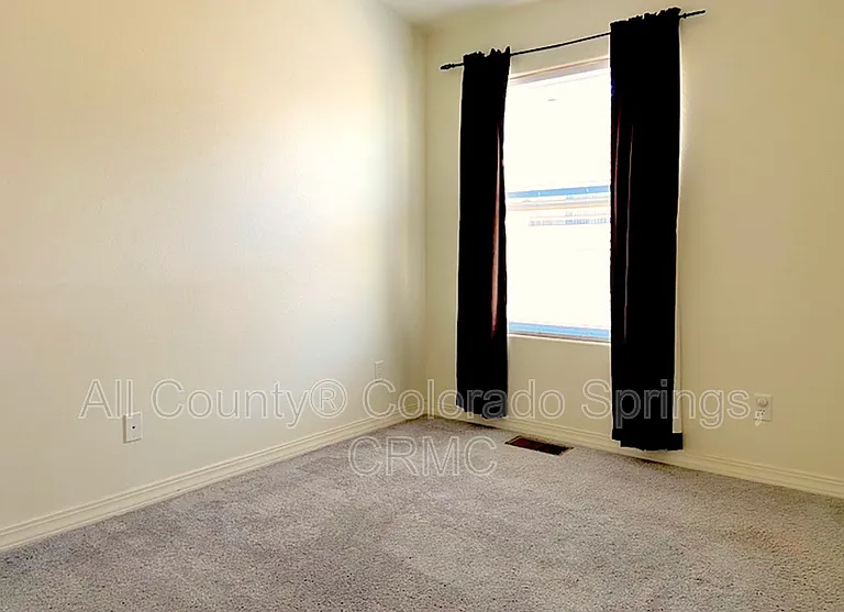 4305 Prestige Point — Photo 28