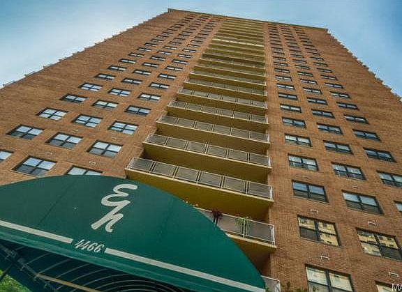 5th image of 4466 W Pine Blvd APT 4B