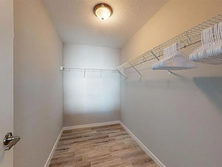 2011 Outer Dr #1 — Photo 8