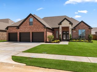 4802 Silver Crest Dr, Wichita Falls, TX 76310