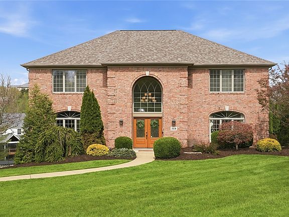 3rd image of 315 Fox Run Dr