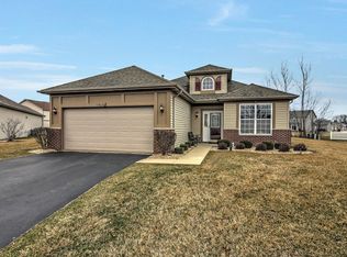 1761 Centenial Ct, Dyer, IN 46311