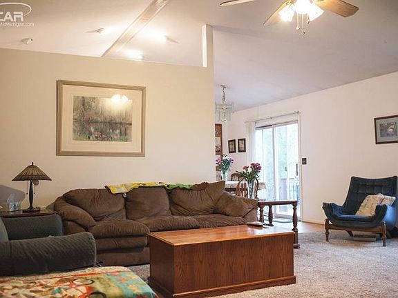 4th image of 6066 Covey Ln
