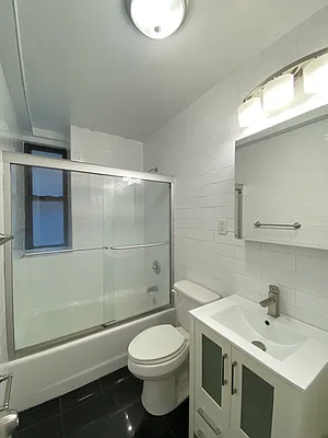 Rented by Stonecrest Realty | media 10