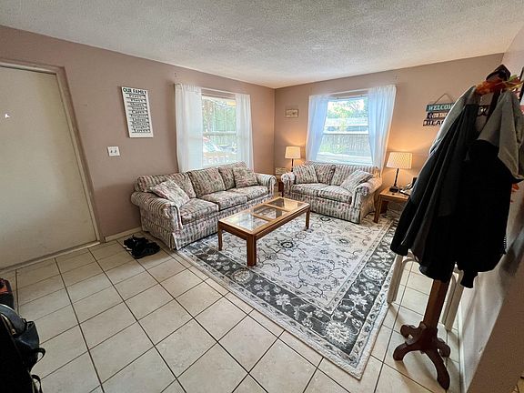 5th image of 311 Francis Dr APT 3