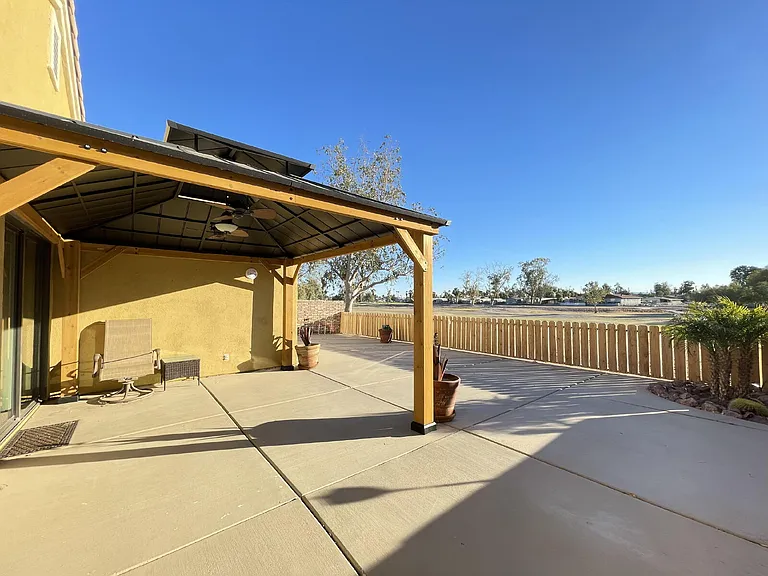 2549 Country Club Dr — Photo 28