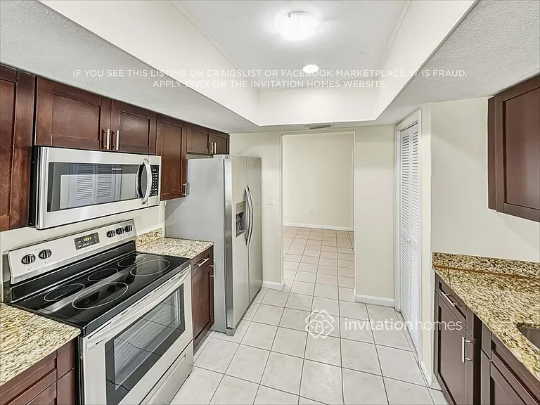 2630 NW 83rd Ave — Photo 10