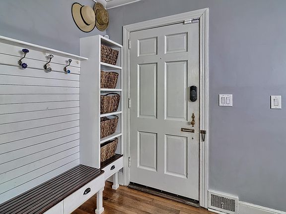 4th image of 2806 Burney Dr