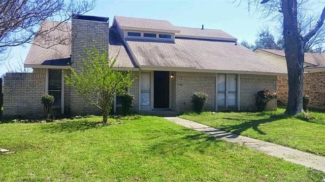 1st image of 3006 Owen Ln