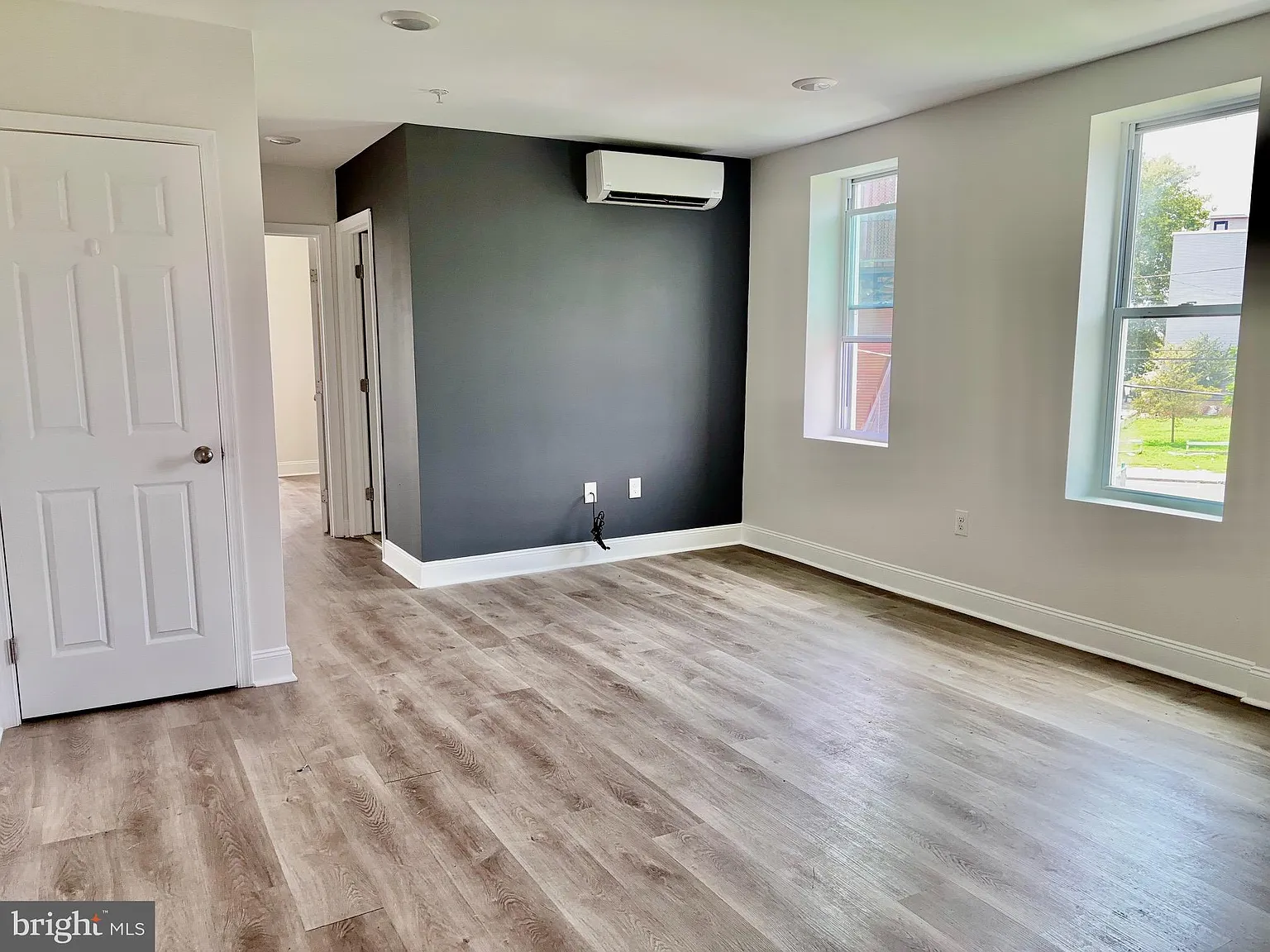 2 bed, 2084 sqft, $1,195 — Photo 3