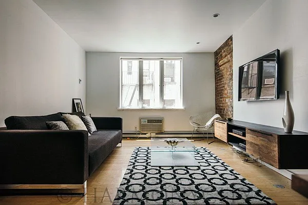 Rented by Harmonycity Corp. | media 23