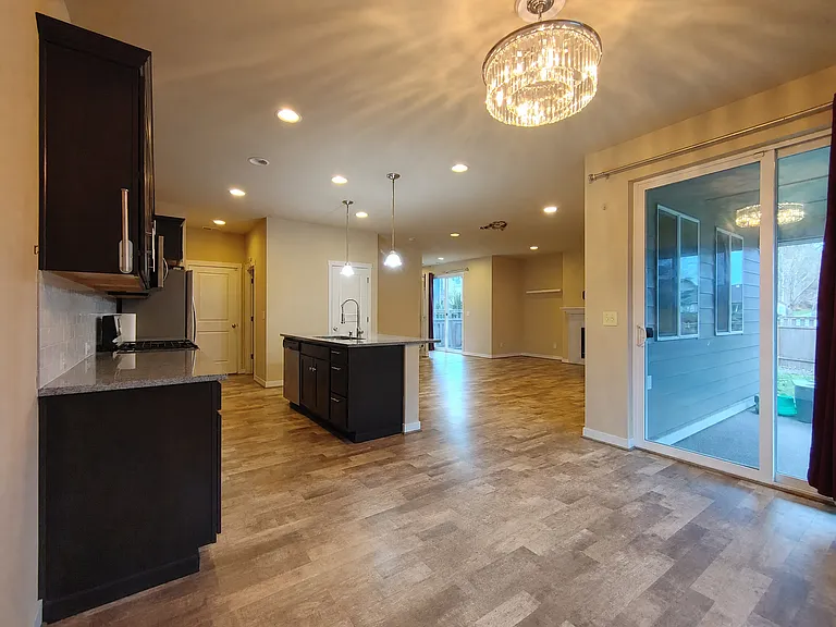 8881 Silverspot Dr SE — Photo 6