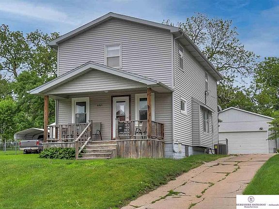 2nd image of 6021 S 39th St