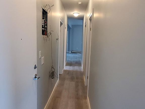 2nd image of 34 Purser Pl #4