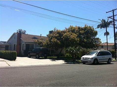 1st image of 1058 Avenue B