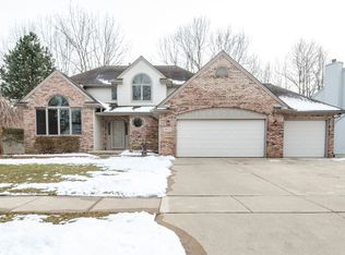 367 Rosebud Ln, Saline, MI 48176