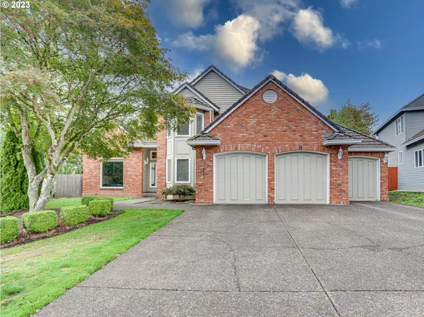 14520 SE Reeves Ct, Clackamas, OR 97015