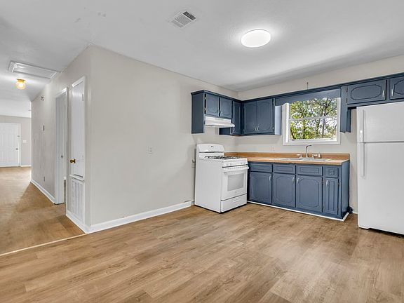 3rd image of 1224 4th St S