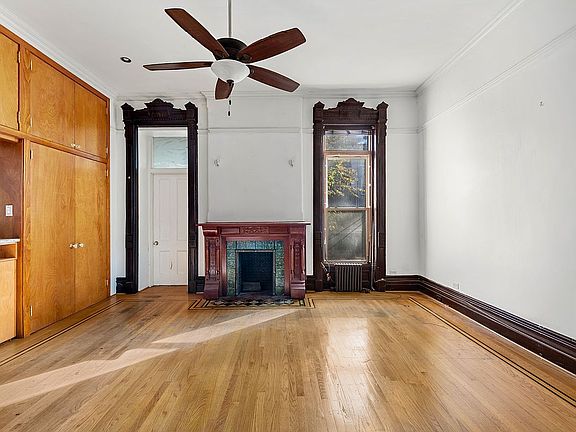 3rd image of 228 Jefferson Ave