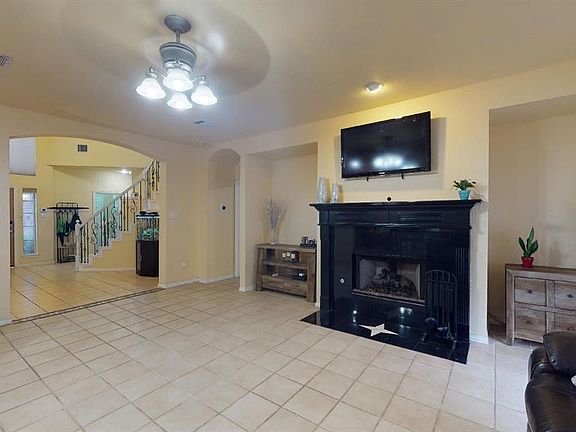 3rd image of 4612 Hearthstone Ln