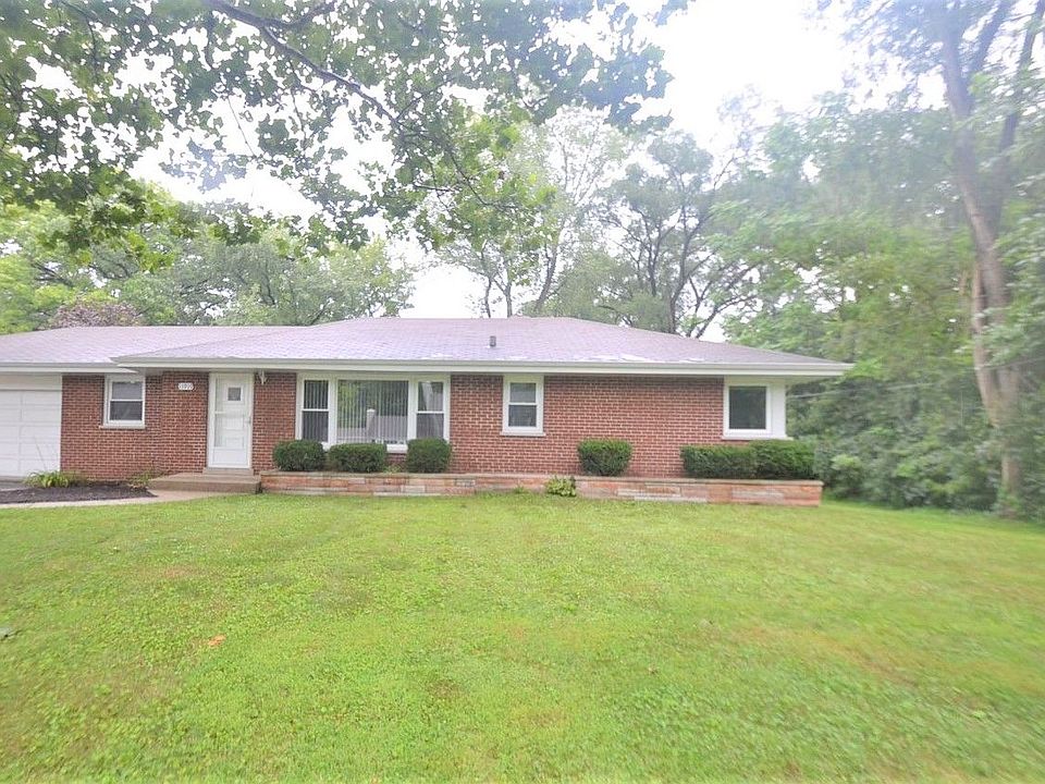 1st image of 11919 S 69th Ct
