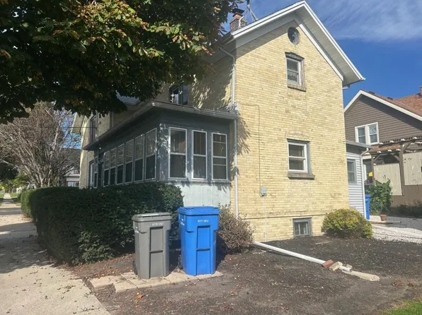 301 South Montgomery STREET #301 1/2, Watertown, WI 53094