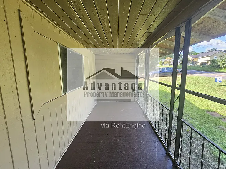 418 E Brooks Ave — Photo 14