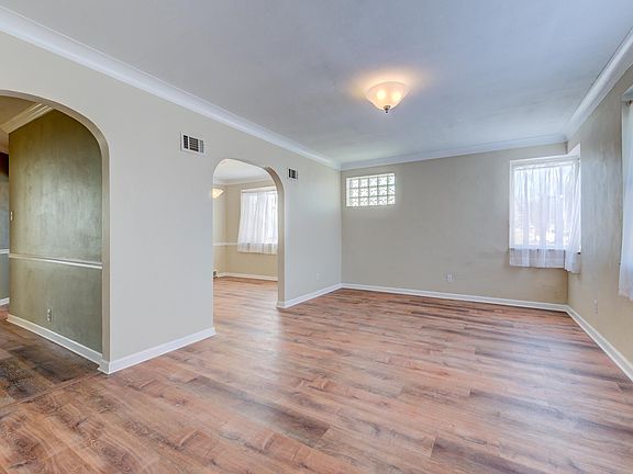 3rd image of 6276 Odell St
