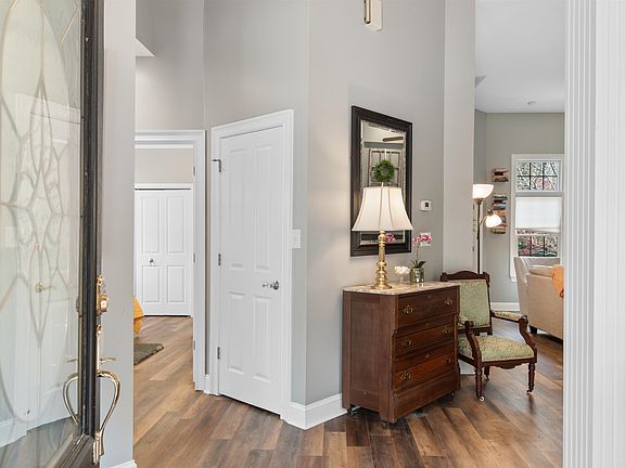 3rd image of 2745 Sanctuary Blvd.