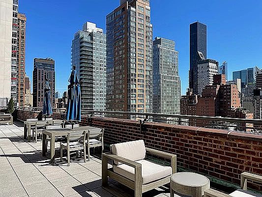 1st image of 220 E 54th St APT 4C