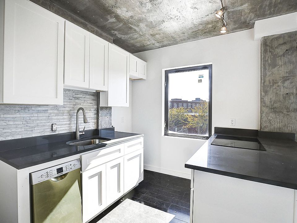 1st image of 1202 Astoria Blvd #4A