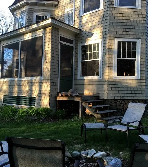 35 Clark Ave — Photo 12