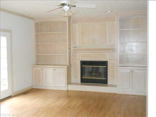 3rd image of 108 Evergreen Way