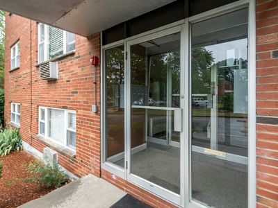 1105 Lexington St Unit 4-1, Waltham, MA, 02452