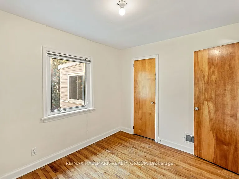 359 Dominion Ave #2 — Photo 22